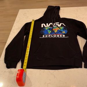 NASA old Navy sweatshirt Adult Small Unisex.